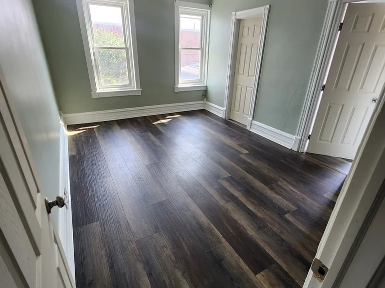 119 N Richmond St — Photo 6