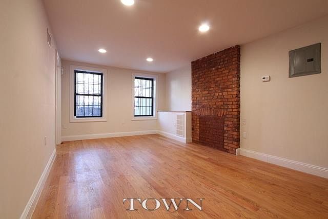 1st image of 358 Gates Ave APT 1