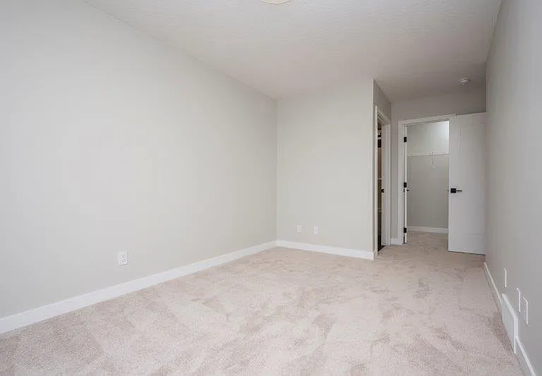 562 Seton Cir SE #305 — Photo 22