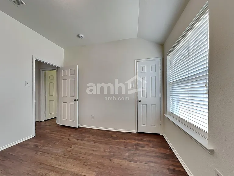 429 Bell Dr — Photo 19