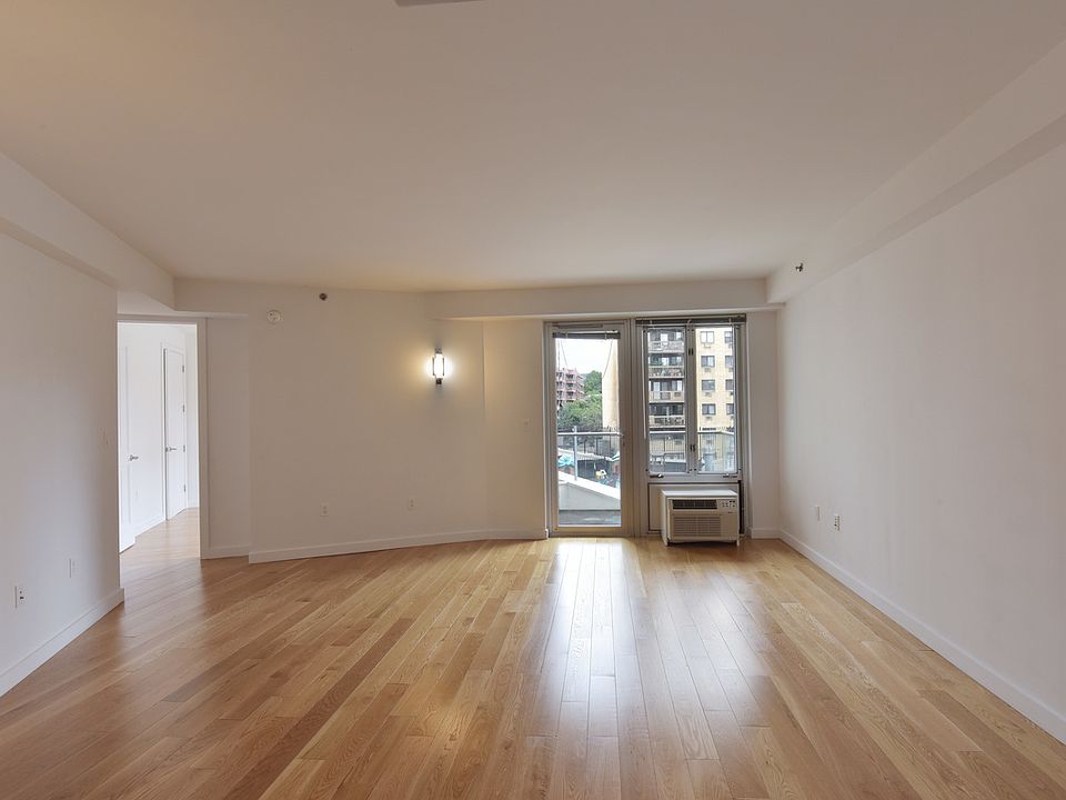 1st image of 86-55 Broadway #507