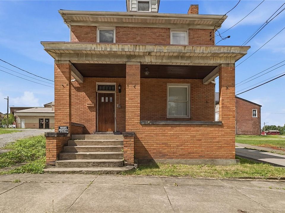 1st image of 400 Spring St