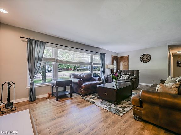 5th image of 5308 Orchard Park Dr