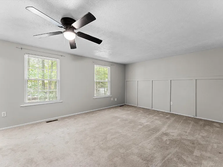 3513 Castlebury Dr — Photo 25