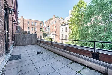 Rented by Brick&Mortar