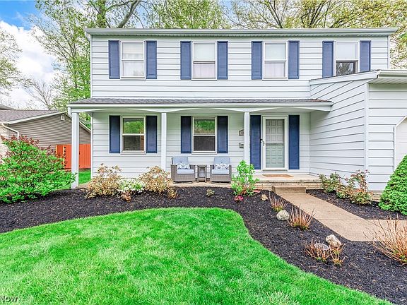 3rd image of 4083 Lydgate Dr