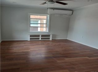 8229 164th St #2-F, Jamaica, NY 11432