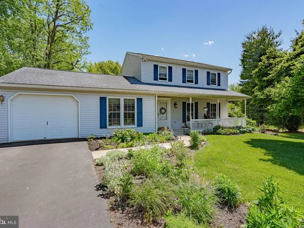 258 Degler Ave, Leesport, PA 19533