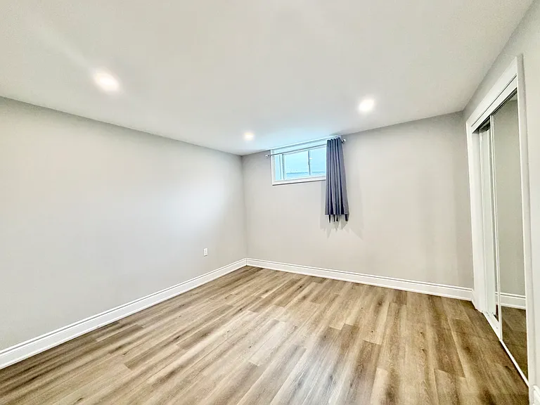 152 Oldham St — Photo 5