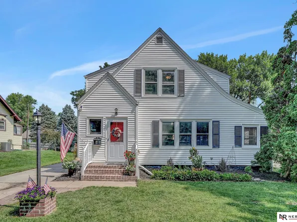 3468 M St, Lincoln, NE 68510