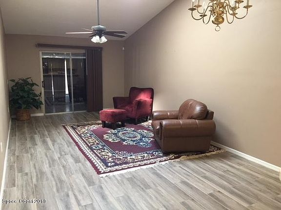 3rd image of 4002 Marlberry Ln