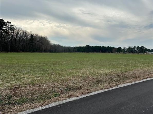 4381 Desert Rd, Suffolk, VA 23434