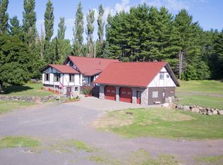 49709 Coal Dock Rd, Hancock, MI 49930