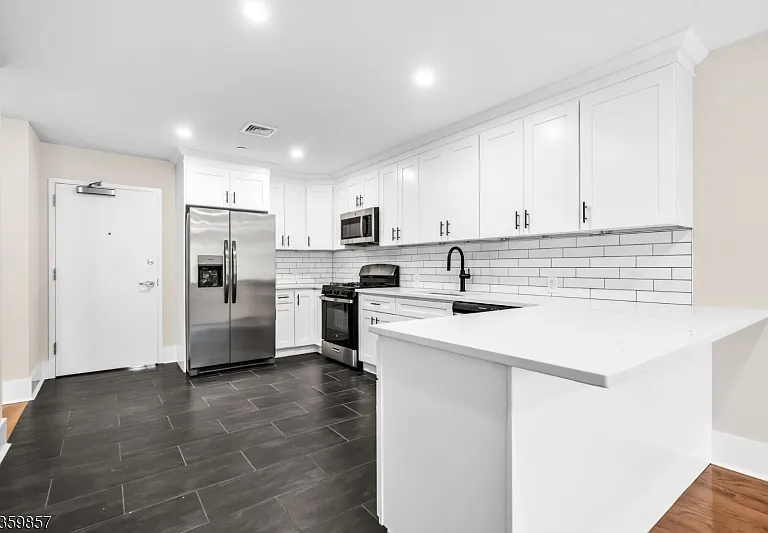 162 Closter Dock Rd #A — Photo 32