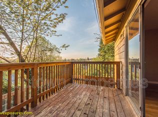 12025 SW 64th Ave, Portland, OR 97219