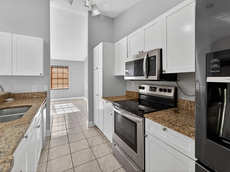 6956 NW Jorgensen Rd — Photo 9