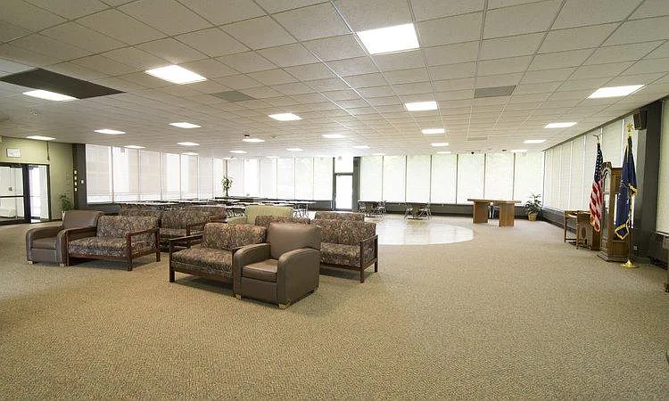 Seneca Towers — Photo 11