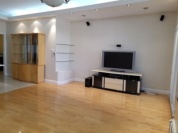 3rd image of 4144 Bedford Ave #2