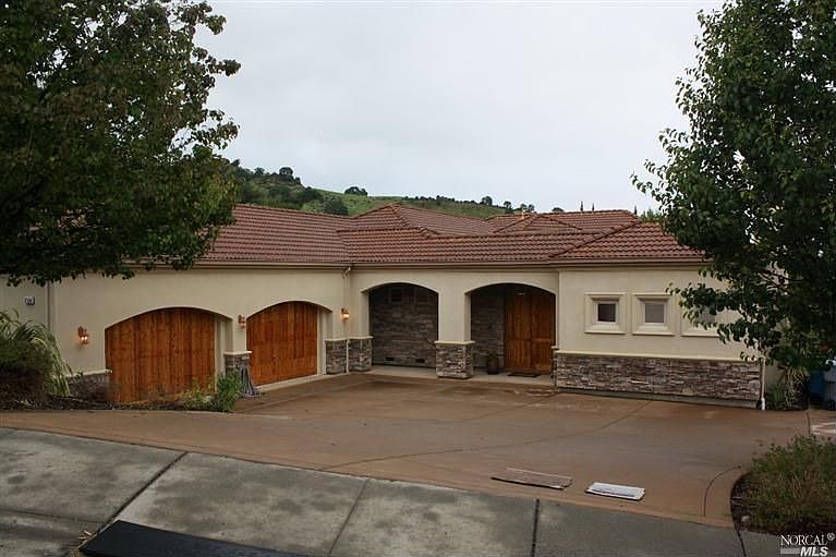 1st image of 2154 Vineyard Hills Ct