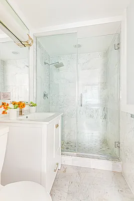 Sold by Compass | media 5