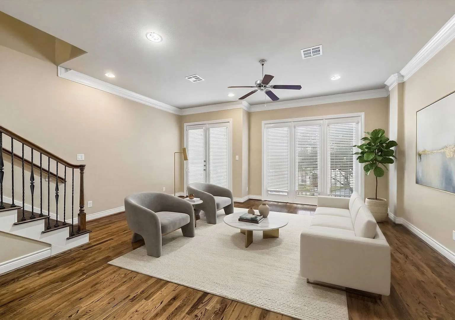 Move-in Ready Home in Capital Oaks for Lease! — Photo 2