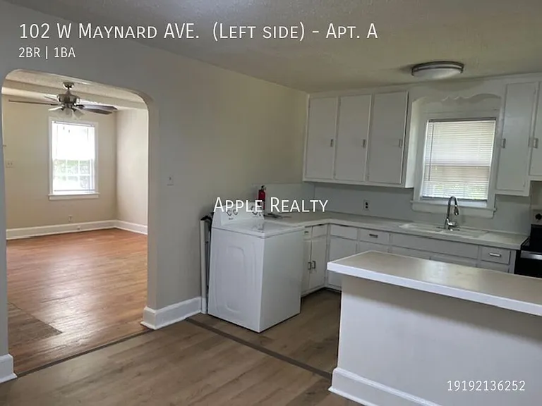 102 W Maynard Ave #A — Photo 5