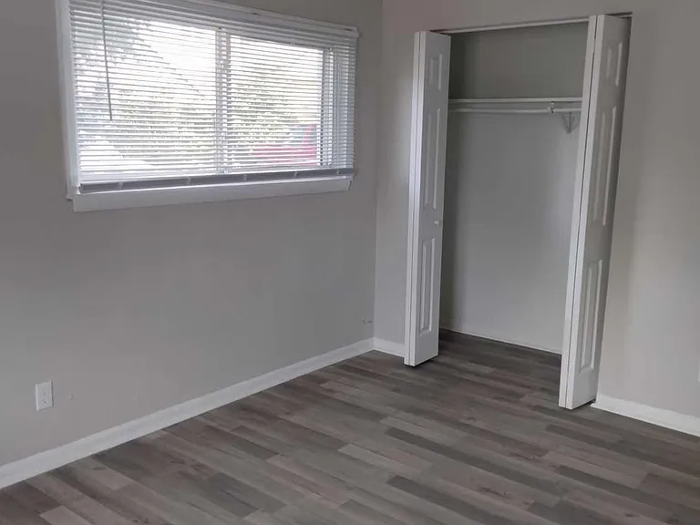 3600 Newport Ave #8 — Photo 13