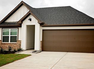 5034 Pine Haven Ln, Fresno, TX 77545