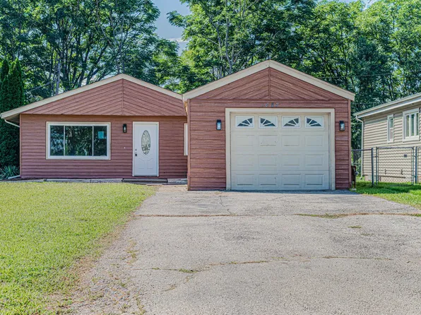 1087 Houston Ave, Elgin, IL 60120