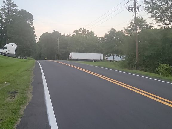 5th image of 3031 Skyline Dr