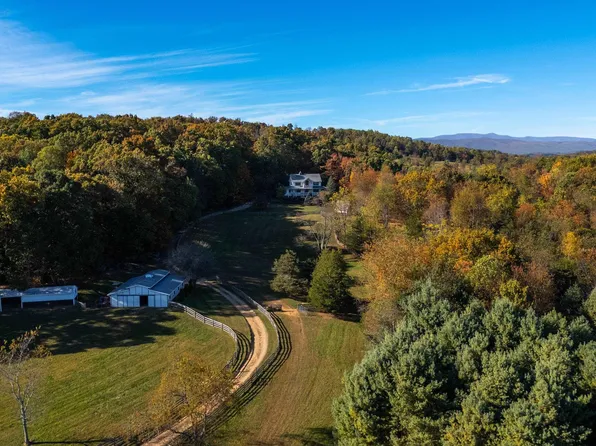 665 Newport Rd, Spottswood, VA 24476