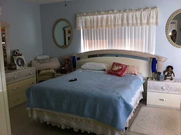 5th image of 511 Mariva Ave