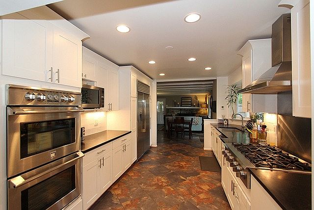 2nd image of 622 Goldsborough Dr