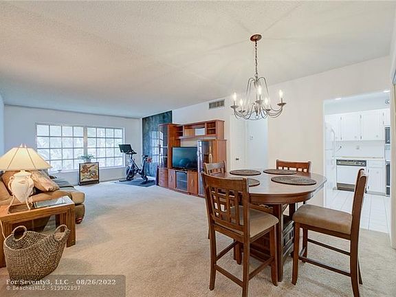 3rd image of 2161 NE 68th St APT 329