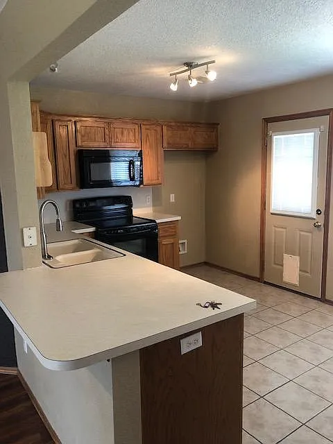 3 bed, 1224 sqft, $1,495 — Photo 4
