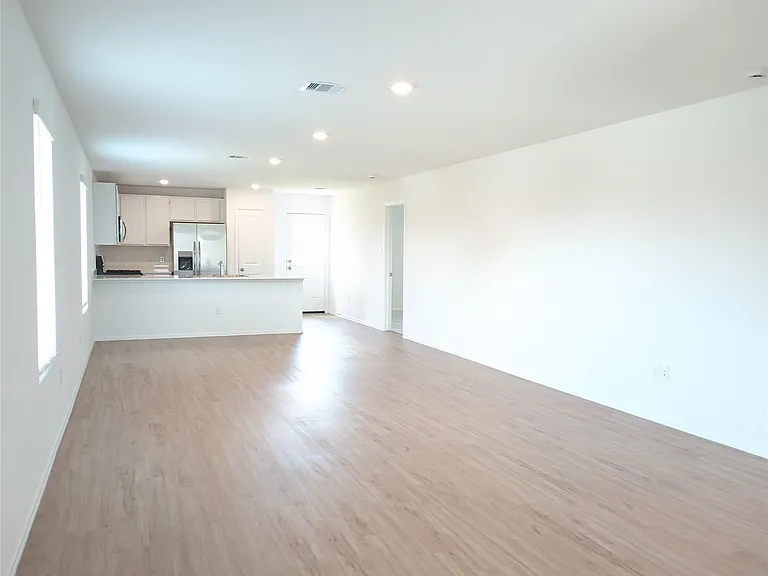 26903 Vista Harbor Dr — Photo 6