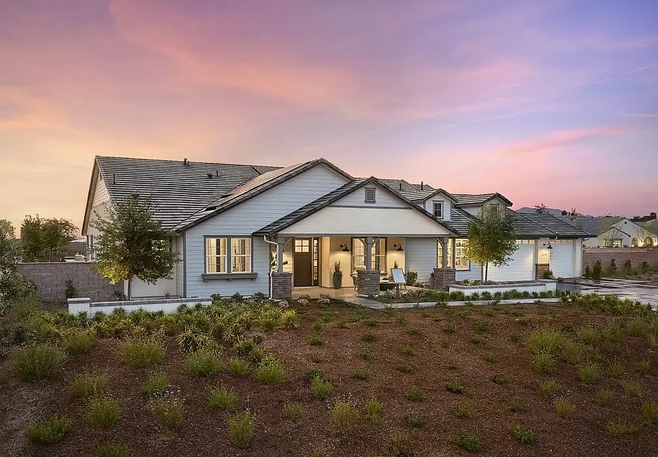Plan 1 Model Exterior