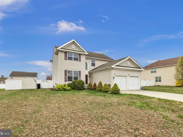 4 Kensington Ln, Berlin, NJ 08009