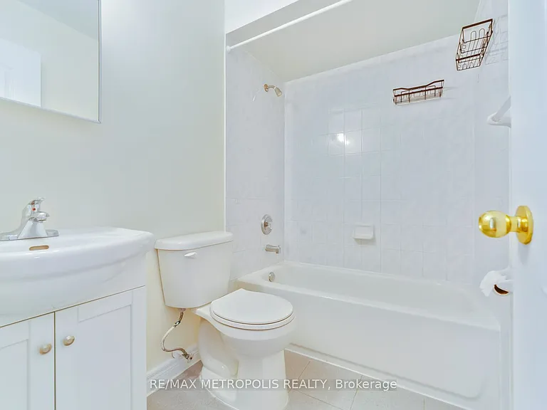 16B Gower St #MAIN — Photo 11
