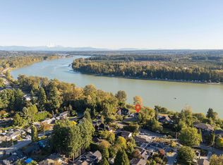 21866 River Rd, Maple Ridge, BC V2X 2C1