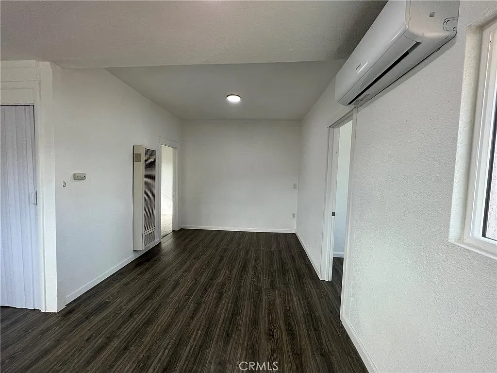 2 bed, 600 sqft, $1,950 — Photo 2