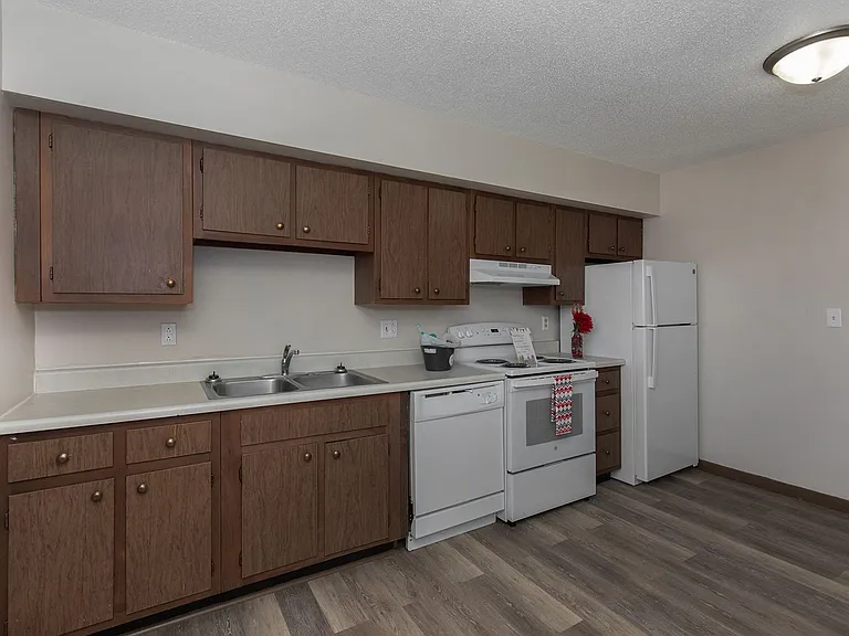 503 Sycamore St — Photo 10