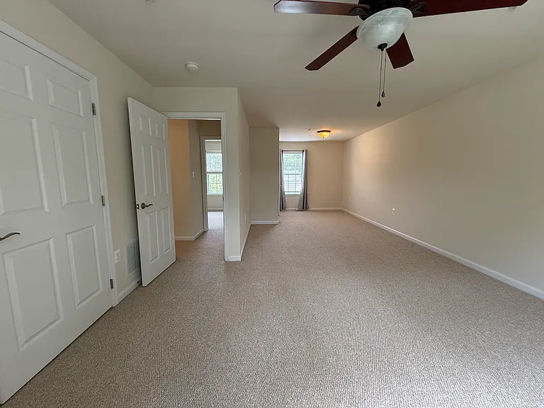 20850 Autumn Mill Ct — Photo 17