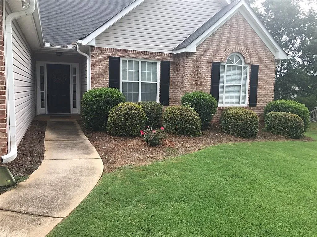 494 Crosshaven Way photo 1