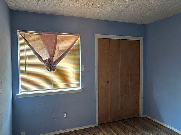 Bedroom Closet 1