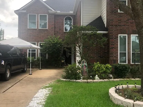 18427 Flint Hill Dr, Katy, TX 77449