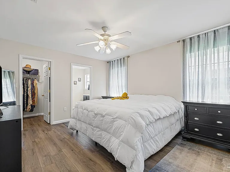 3747 Boardwalk Ct — Photo 23