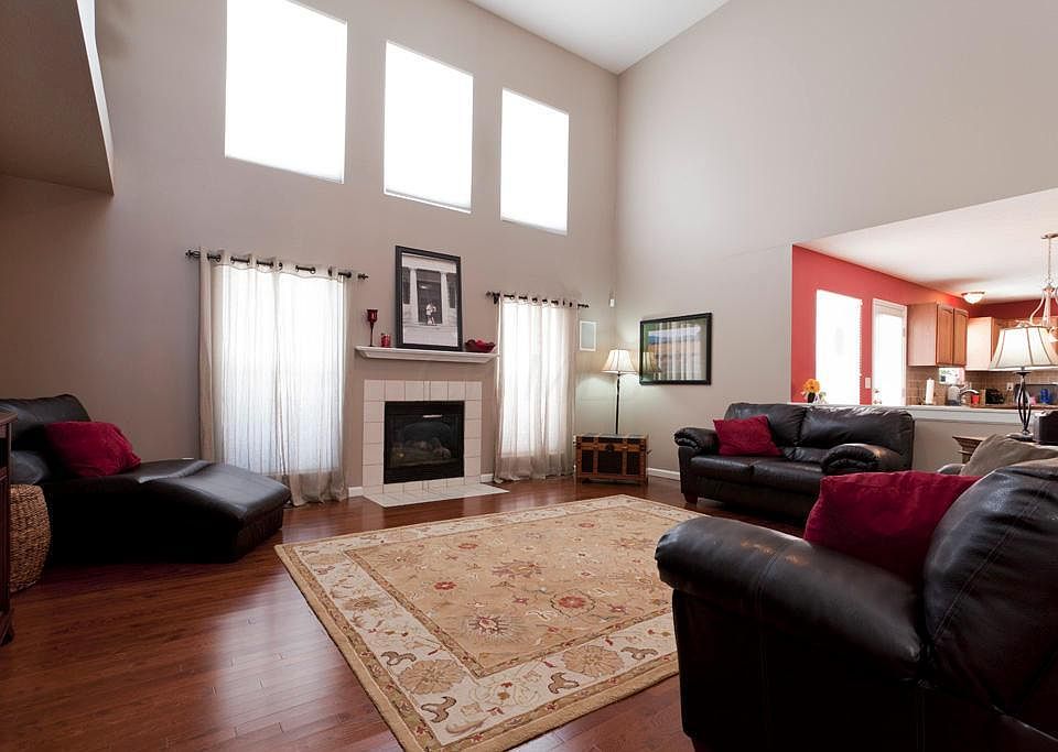 1st image of 1111 Royal Oak Dr