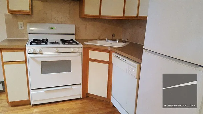 Rented by Highline Residential | media 11