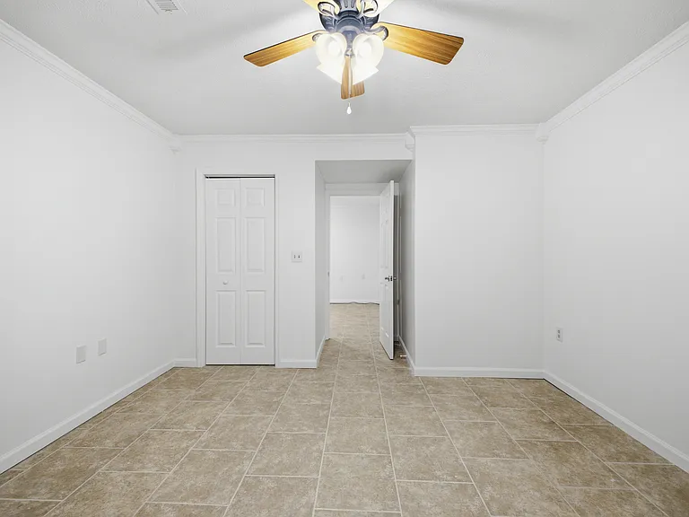 5502 Hill Ct #B — Photo 3